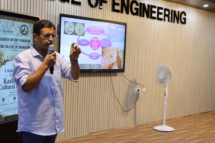 Dr. Abdul Rashid Lone presenting on Kushana sites in Kashmir